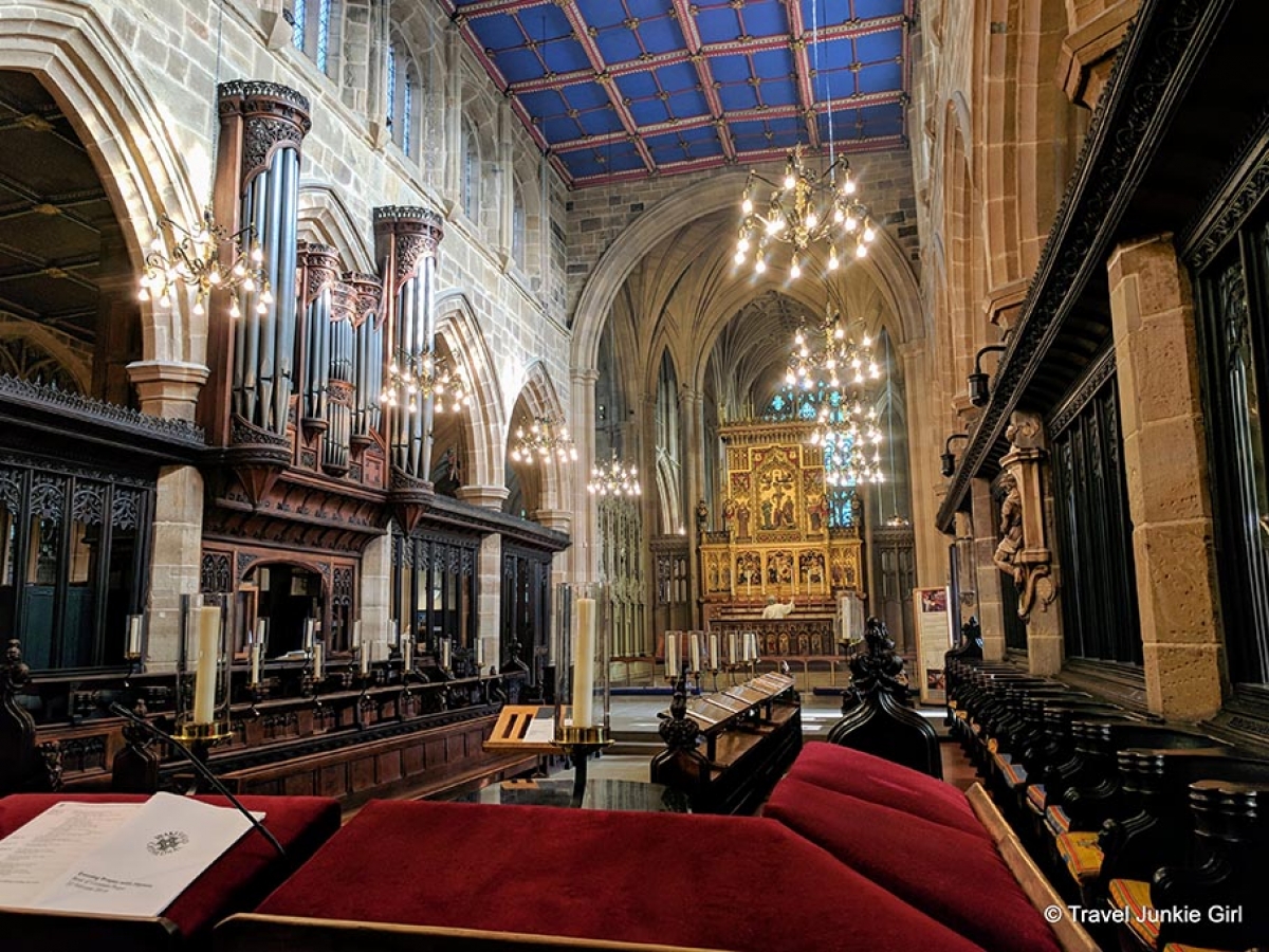 wakefield cathedral tour